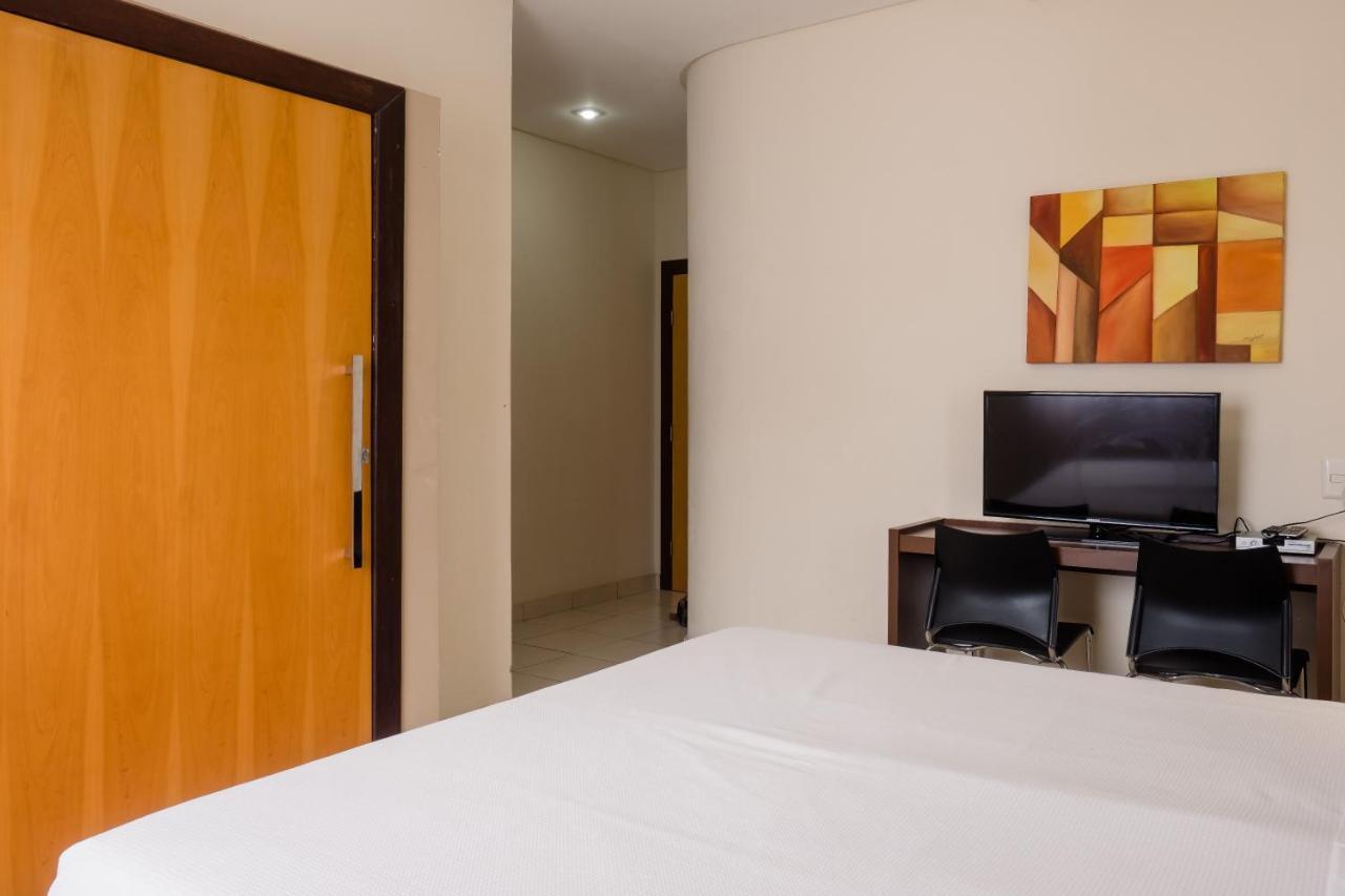 Ibituruna Center Hotel Governador Valadares Bagian luar foto