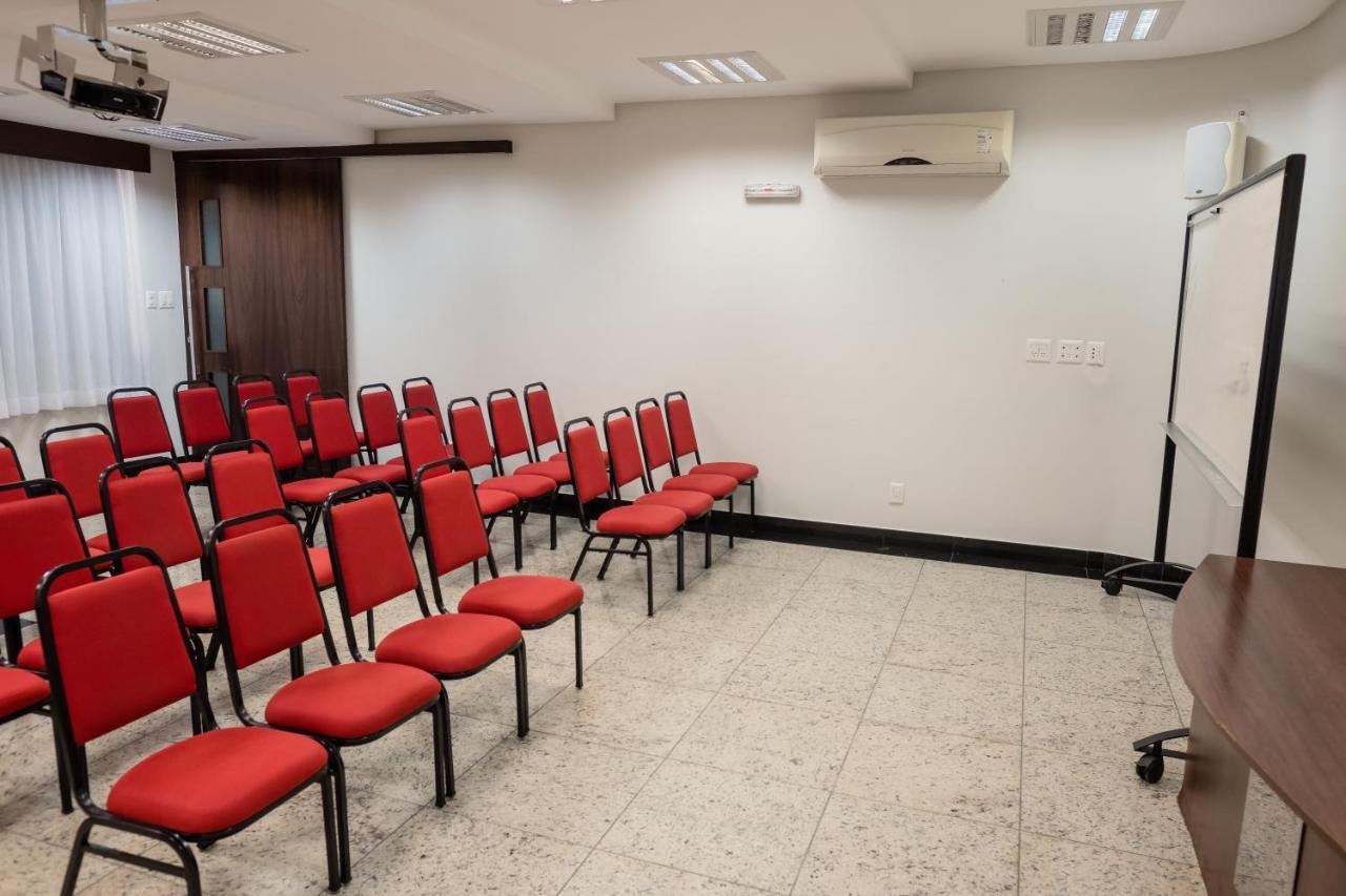 Ibituruna Center Hotel Governador Valadares Bagian luar foto